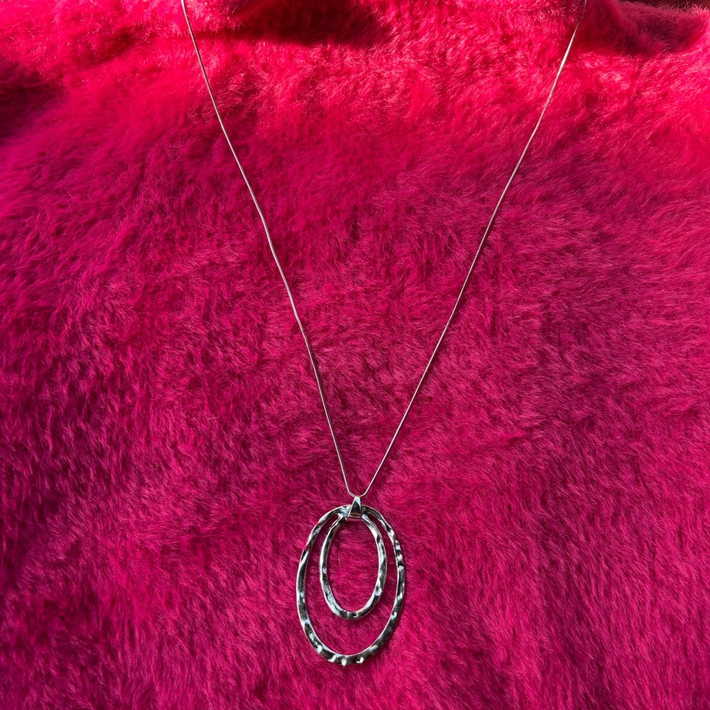 Silver Double Oval Pendant Necklace